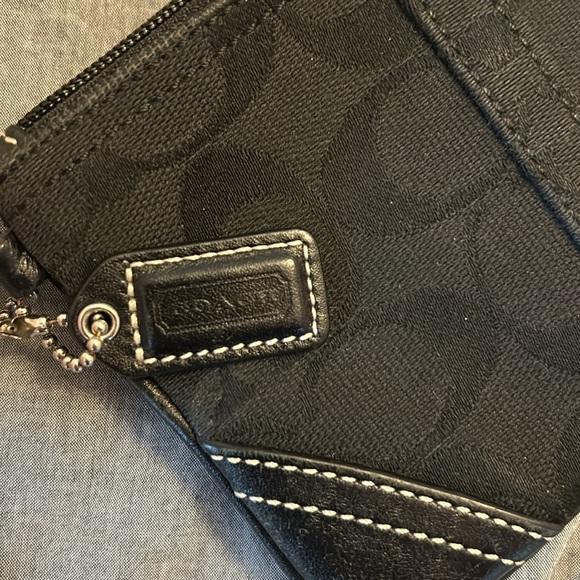 Coach Wristlet - Picture 4 of 5